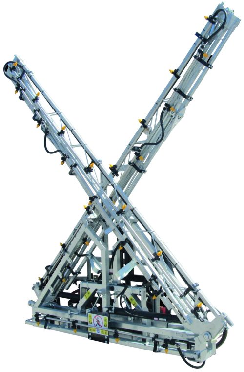 Croplands Hydralink hydraulic spray boom for croppping, vegetables or undulating farming country